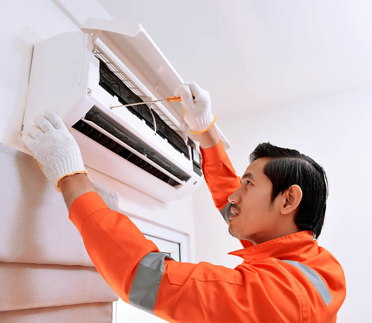 Repairing air conditioner